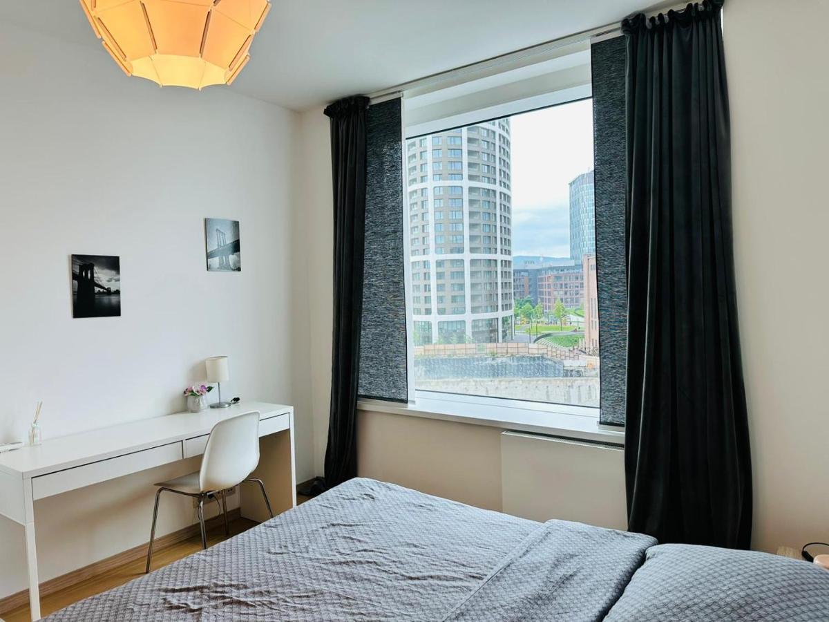 Apartments05 In New Building With Free Parking Panorama City - Amazing View Close To Old Town Bratislava Extérieur photo