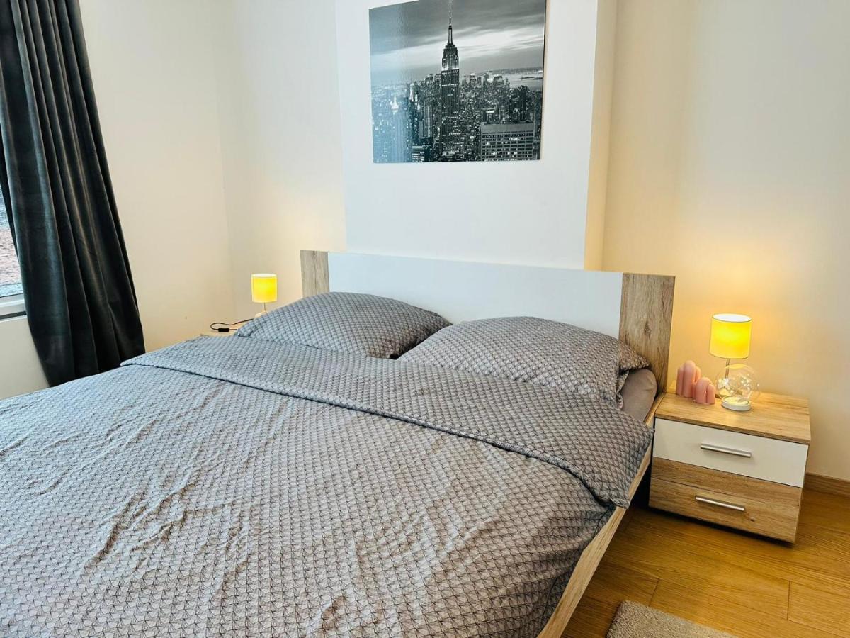 Apartments05 In New Building With Free Parking Panorama City - Amazing View Close To Old Town Bratislava Extérieur photo