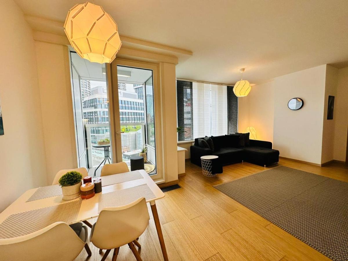 Apartments05 In New Building With Free Parking Panorama City - Amazing View Close To Old Town Bratislava Extérieur photo